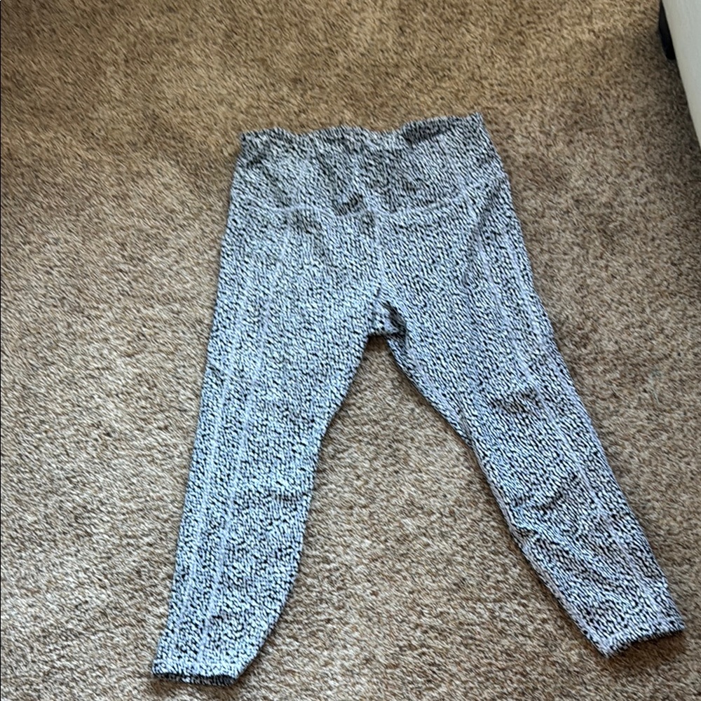 Athleta Monochrome Patterned Cropped Pants size 1X